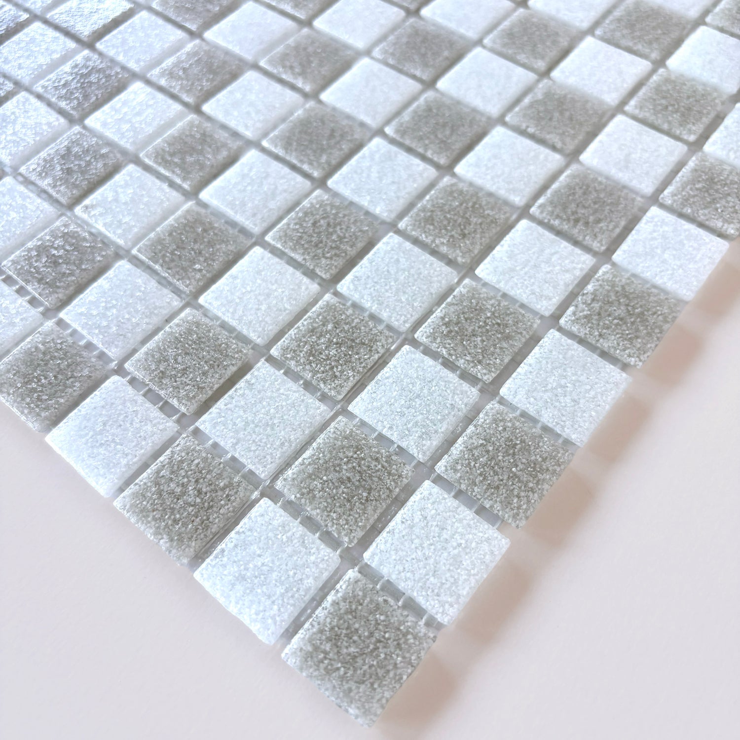 DAMA 010 Soft Chalk + Sandstone White