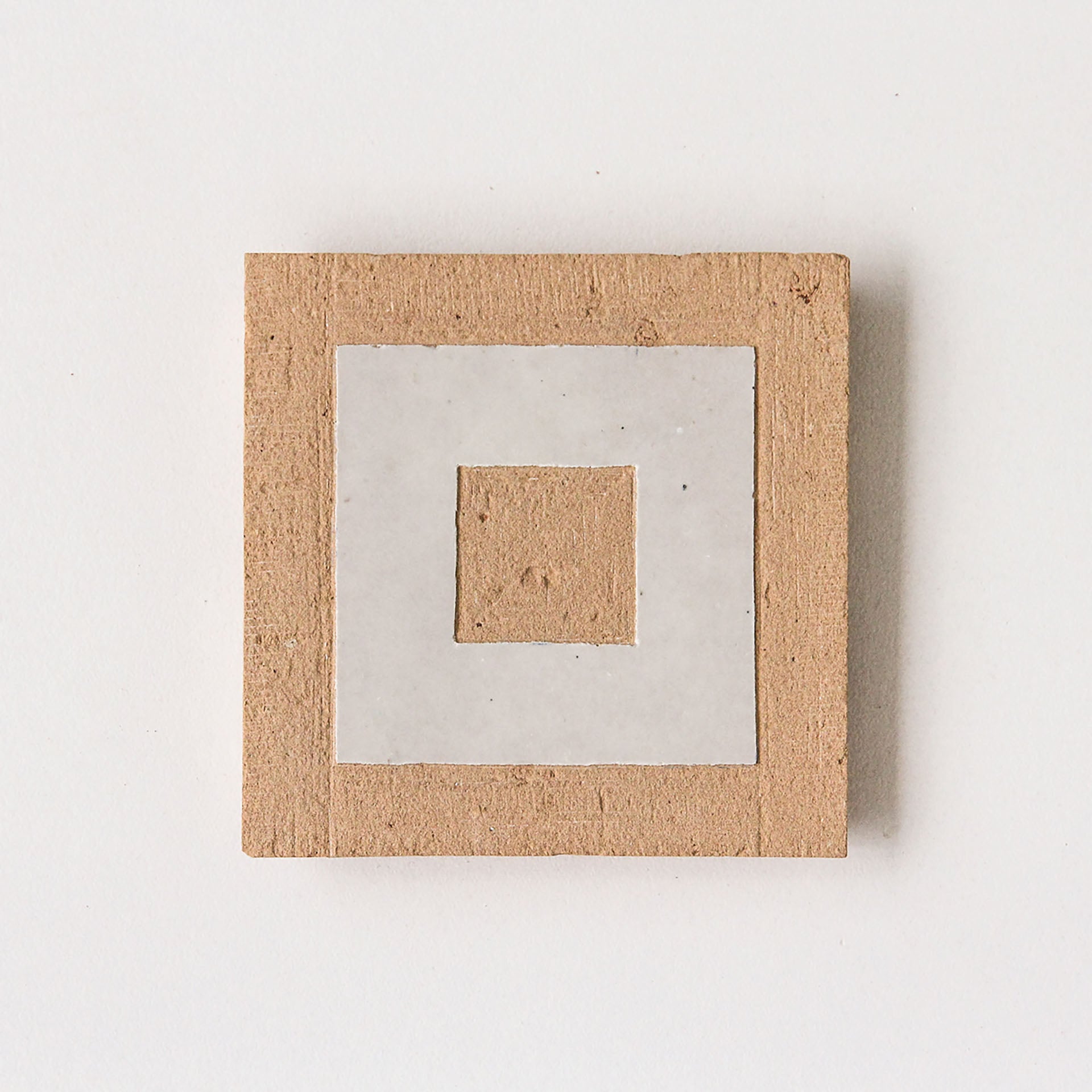 EZR1010 Zellige Cubo with Dust Insert