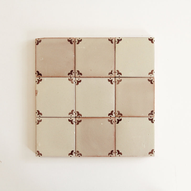 Amano Dali Chocolate Individual Tile Sample