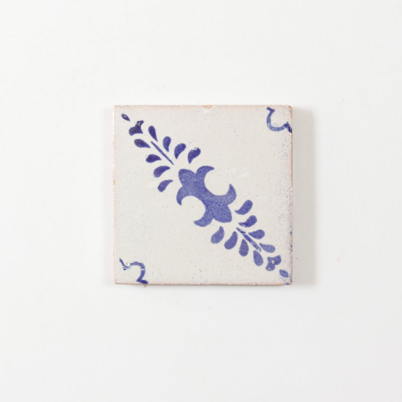 EZMANO1010 Hoja Azul- NEW