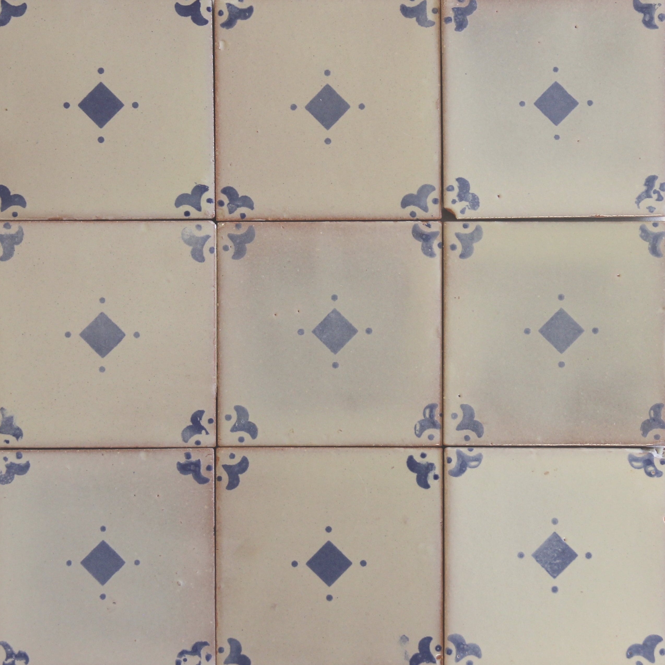 EZMANO1010 Caja Azul